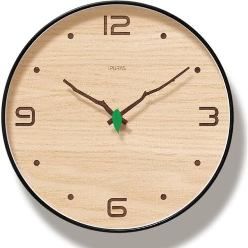 Nordic Decorative Wood Grain Wall Clocks Silent Quartz Circular Wooden Hanging Clock Modern Design Home Decor