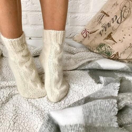 2021 NEW Woman Knitted Sock Casual Girls Socks Pink Gray White Thickless Knee Socks Womens Winter Warm Knitting Socks Autumn