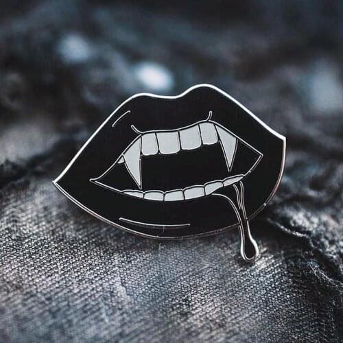 Halloween Vampire Fangs Black Lips Brooch Pins Enamel Metal Badges Lapel Pin Brooches Jackets Jeans Fashion Jewelry Accessories