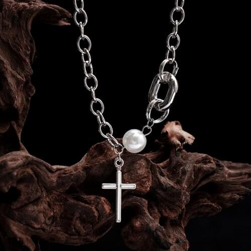 Fashion Female Pendants Dropshipping Gold Black Color Crystal Jesus Pearl Pendant Cross Necklace Jewelry for Men Women Wholesale