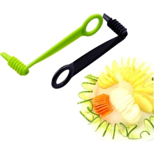 Plastic PP Potato Carrot Cucumber anual Spiral Screw Slicer Kitchen Tools Vegetables Spiral Knife Kichen Accessories Random 1pcs