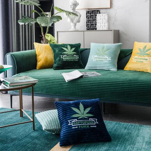 European Soft Smooth Thicken Plush Quilted Sofa Towel Solid Color Anti-slip Sofa Cover Furniture Protector Cover Bay Window Mat