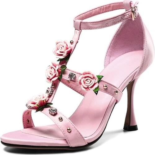 Sweet Pink 3D Rose Flower Wedding Silk Sandals Ladies Crystal Rivets Studs Strap Open Toe Beauty Gladiator Sandal Bottines