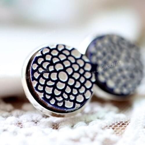 Unique 3D Geometry Embossed 16mm Round Coloured Drawing pattern Laser Cut wood Cabochon DIY for Rings, Earring,Brooch,Necklace