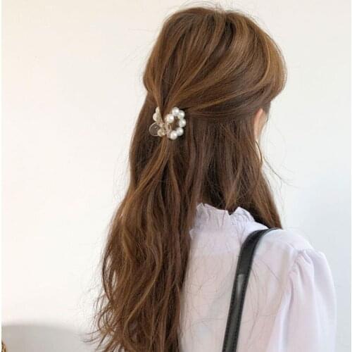 Sweet Mini Round Pearl Hair Clips for Women Girls Hair Claw Chic Barrettes Claw Crab Hairpins Styling Fashion Hair Accessories