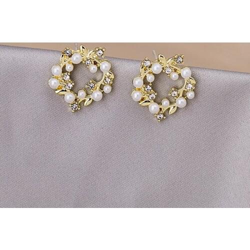 Korean Cute Simulated Pearl Flower Earrings 2020 Gold Color Alloy Hollow Round Geometric Stud Earrings for Women Fashion Jewelry