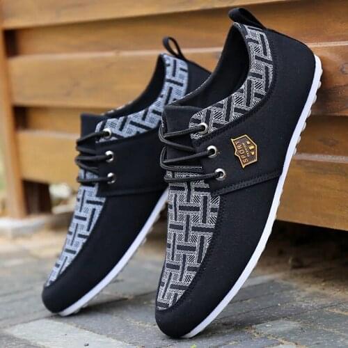 2021 Summer Breathable Peas Lazy Casual Shoes Flat British Fashion Lace-Up Mens Shoes Human Driving Shoes