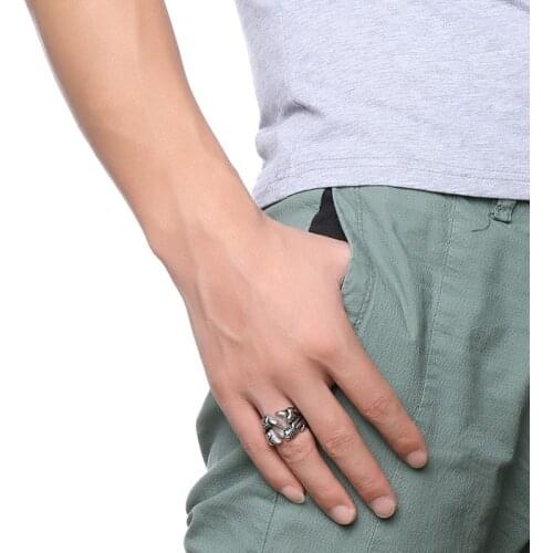 GorGor Rings Men Stainless Steel Creative Dragon Claw Distinctive Individuality Retro Style Fashion Statement Jewelry RC-391