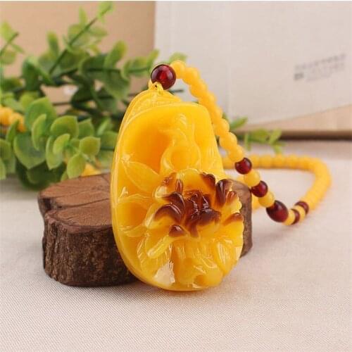 Chinese Yellow Beeswax Water Drop Flowers Gourd Leaves Amber Pendant Necklace Men Women Mala Meditation Jewelry Sweater Chain