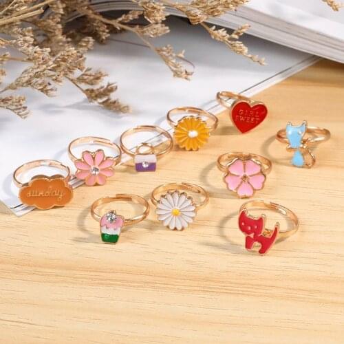 10pcs Cute Plastic Kids Rings Girls with Mixed Korean Style Resin Alloy Child Cartoon Rings Childrens Day Jewelry Without Box