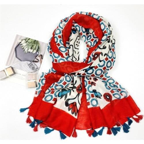 2021 Fashion Aztec Floral Patchwork Tassel Viscose Shawl Scarf Lady High Quality Wrap Pashmina Stole Bufandas Muslim Hijab Snood
