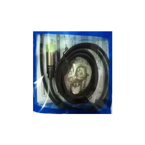 Free Shipping 2pcs/lot New Switch PR18-8DN2 inductive three wire NPN normally closed 24VDC