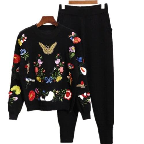 Womens 2 piece sets 2021 embroidery butterfly flowers loose long-sleeved sweater pullover and pants suit