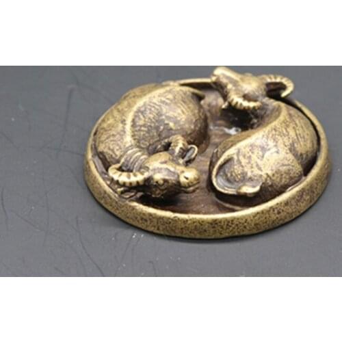 Delicate Chinese Old-style Brass Round Tai Chi Eight-diagram-shaped Appetizer Double Ox Auspicious Statue