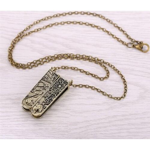 Vintage Lolita Charm Necklace Jewelry Grimm Key Women Men Bronze Key Pendant Necklace Accessories