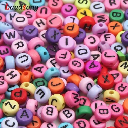 200pcs/lot 7mm Random Round Flat Acrylic Beads Alphabet /Letter Beads For Jewelry Making Handmade Loom Band Bracelets