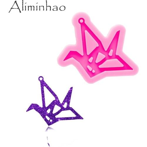 DY0936 Bright Paper Crane Earrings Silicone Keychain Mold, Resin Molds for Jewelry, Epoxy Molds Resin Craft