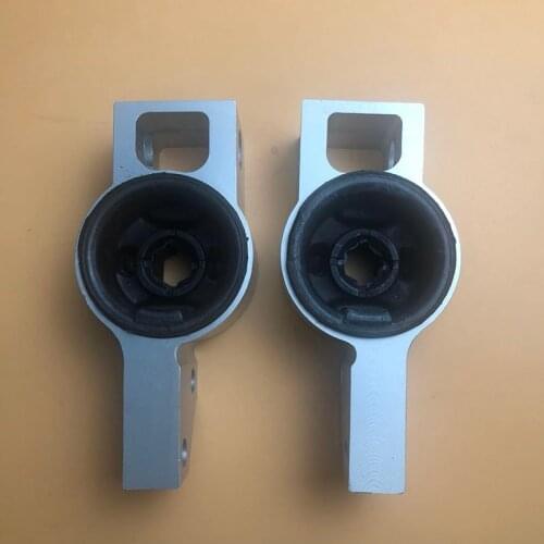 2PCS Front L&R Control Arm Bearing Axle Bushing 1K0199232G 1K0199231G 1K0199231J For VW Sagitar Audi A3 Touran 1K0199232G