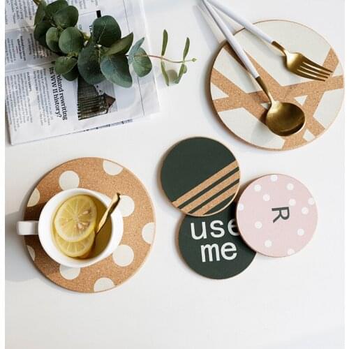 Creative cork cushion with 5 pieces of heat-insulating meal cushion and anti-hot cup cushion