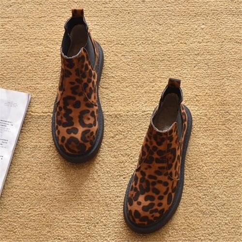 Leopard Prints Women Boots Vintage Slip On Ankle Boots Women Shoes Low Heel Ladies Shoes Woman Autumn Flats Boots 2020 Plus Size