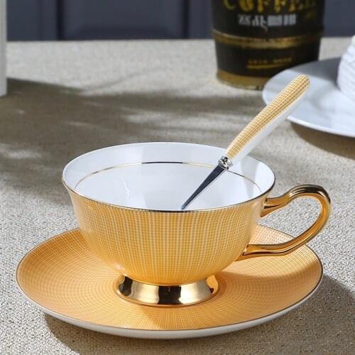 European Style Bone Porcelain Coffee Cup Set Vintage Ceramic Afternoon Tea Cup Saucer Spoon Luxury Gift For Cafe Shop Home Mug