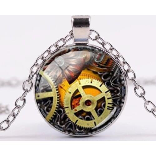 Fashion New Outdoor Retro Practical Clock Image Bump Glass Piece Steampunk Necklace Handmade Jewelry Gift