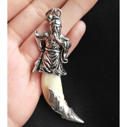 Chinese Antique Tibetan Silver Guan Gong Dog Tooth Talisman Pendant Statue Small Gift