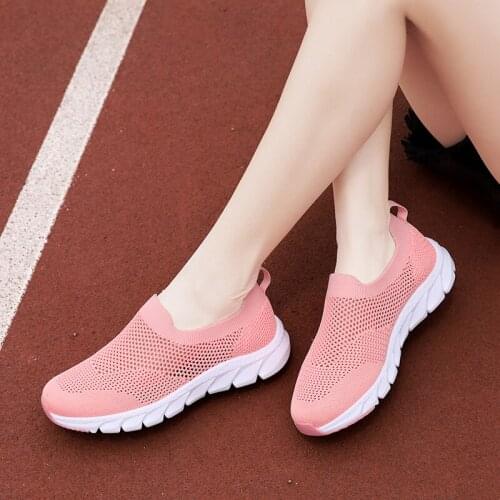 Fashion Summer Mesh Women Shoes Breathable Women Knitted Sneakers Women Soft Lightweight Slip On Loafers Shoes Zapatos De Mujer