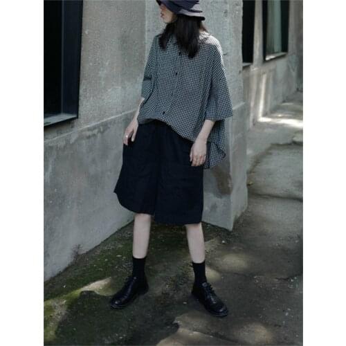 Summer new womens black loose symmetrical large deep pocket design small casual design sense of fashion shorts