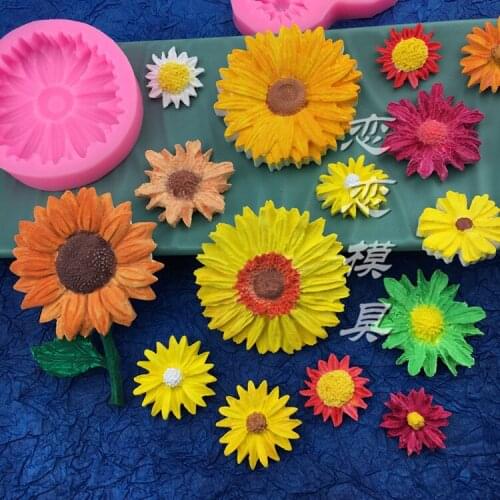 Sunflower chrysanthemum sunflower turned sugar cake decorated chocolate baking silicone mold DIY drop mold