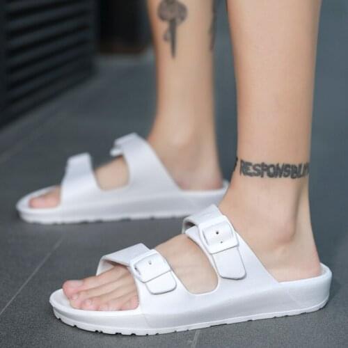 2021 Men Sandals Water Shoes Hole Shoes Rubber Clogs For Men EVA Unisex Garden Shoes Black Adulto Cholas Hombre Zapatos Hombre