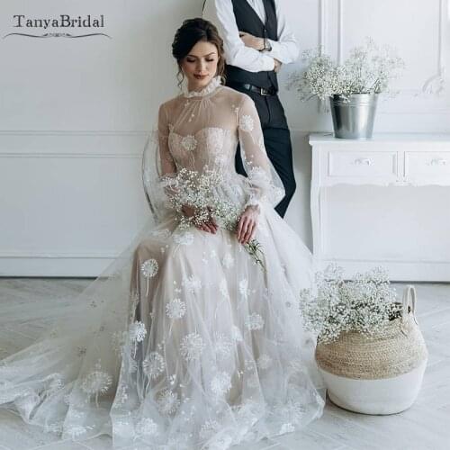 Dandelion Emboridery Lace Wedding Dresses Light Champagne Lining Bridal Gowns Long sleeve Dreamy Bohemian Noivas Chic DW168