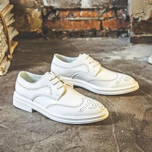 Yomior Casual Summer Autumn White Casual Men Shoes British Wedge Formal Dress Leather Shoe Wedding Party Business Brogue Loafers
