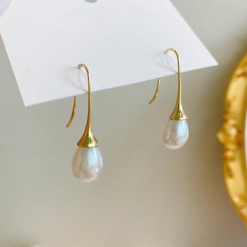Vintage Gold Color Hook Water-drop Faux Pearl Earrings for Women Fashion Chic Party Jewelry Pendientes Brincos Gifts C296