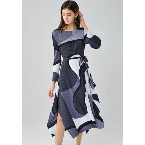 HOT SELLING pleated miyake o-neck Nine points sleeve geometry print Lace up dress A-Line dress IN STOCK