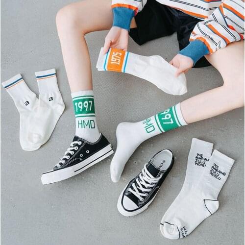 Fashion Socks Men and Women Cotton Funny Socks Autumn and Winter Skateboarding Crew Socks Harajuku Street Hip Hop Socks Unisex