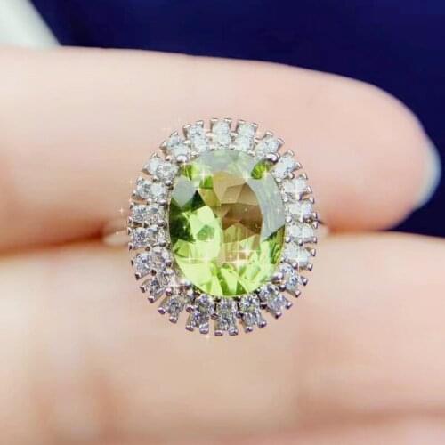 Natural real green peridot luxury big ring Per jewelry 925 sterling silver 9*11mm 3.5ct gemstone Fine jewelry T214146