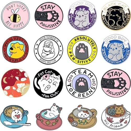 Round Animal Pins Collection Paw Print Brooch Dog Dat Kitty Sloth Fox Cartoon Badges Cute Puppy Enamel Pin Gifts Wholesale