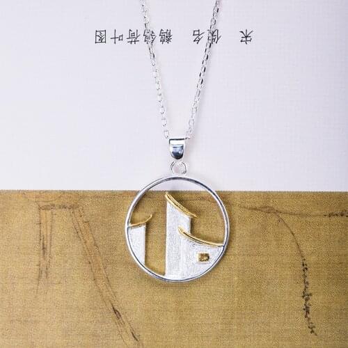 VLA 925 Sterling Silver Retro Design Eaves Pendant Womens Aesthetic National Style House Necklace Necklaces Wholesale