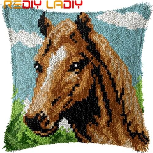 Latch Hook Cushion Animal Horse Pillow Case Printed Color Canvas Acrylic Yarn Latched Hook Pillow Crochet Cushion Cover Kits