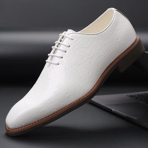 Mens Casual Leather Shoes 2021 Latest British Style Embossed Business Retro Pure White Limited Edition Starting Large Size 48