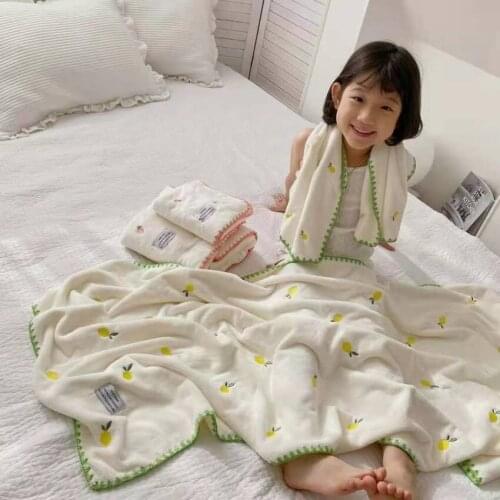 Coral Fleece Household Faec Towel Cartoon Fruit Printed Simple Good Absorbent Large Towels Soft Rectangle for Home Bathroom