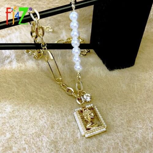 F.J4Z Vintage Necklaces for Women 2021 Simulated Pearl Queen Pendant Collar Necklaces Lady Cuban Chain Jewelry Gifts collier
