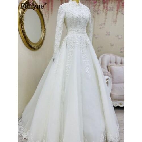 Ivory Long Sleeves Muslim Wedding Dresses 2020 Robe De Mariage Elegant Dubai Islamic Wedding Gowns Tulle White Lace Bride Dress