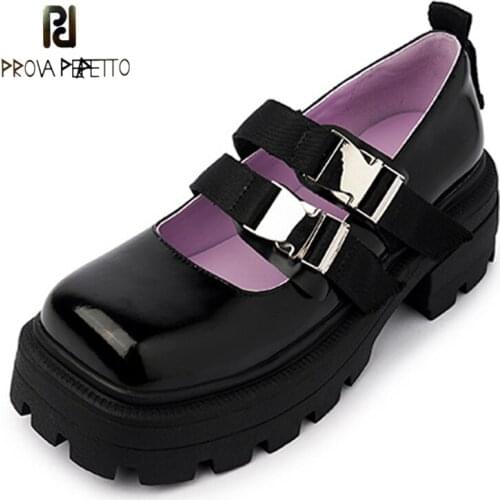 Square Toe Thick-soled Mary Jane Shoes 2021 New College Style Word with Metal Belt Buckle Platform Shoes Retro Single Shoes