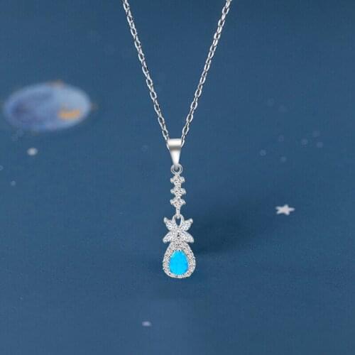 Royal shining design High Quality ! Classic blue Fire Opal Pendants for women 925 Silver Zirconia Fashion jewelry OP357A