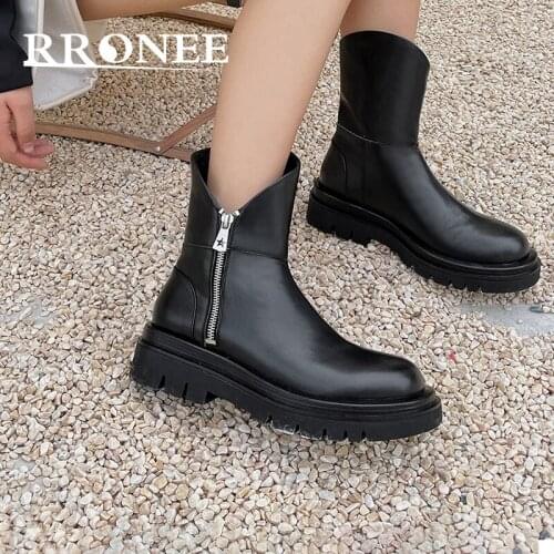 Martin Boot Womens leather single boot Autumn/winter 2021 new buckle strap Sponge Platform Sleeve Medium boot Chelsea boot