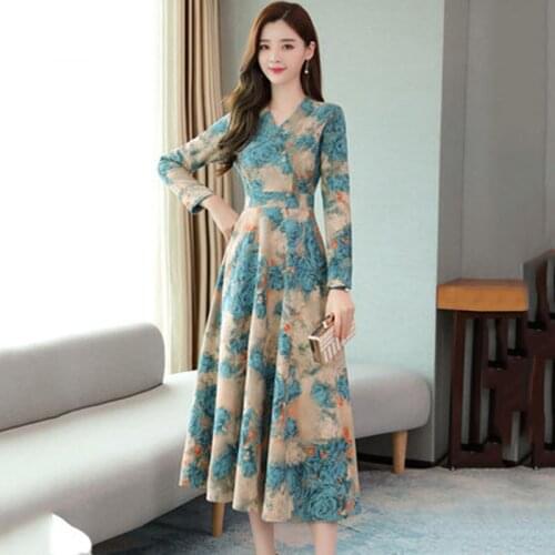 Womens fit slimming long-sleeved dress 2020 new deerskin velvet mid-length female autumn winter temperament women dress A547