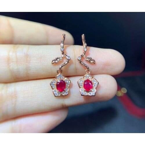 The latest designnatural ruby earings ladies Party Jewelry 925 pure silver high-end jewelry Monopoly