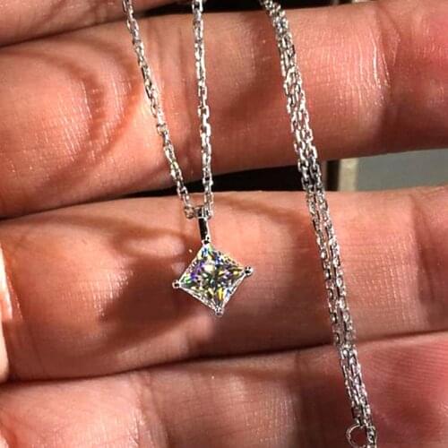 Huitan Gorgeous Princess Square Cubic Zirconia Pendant Necklace Luxury Bridal Wedding Necklace Top Quality Classic Women Jewelry